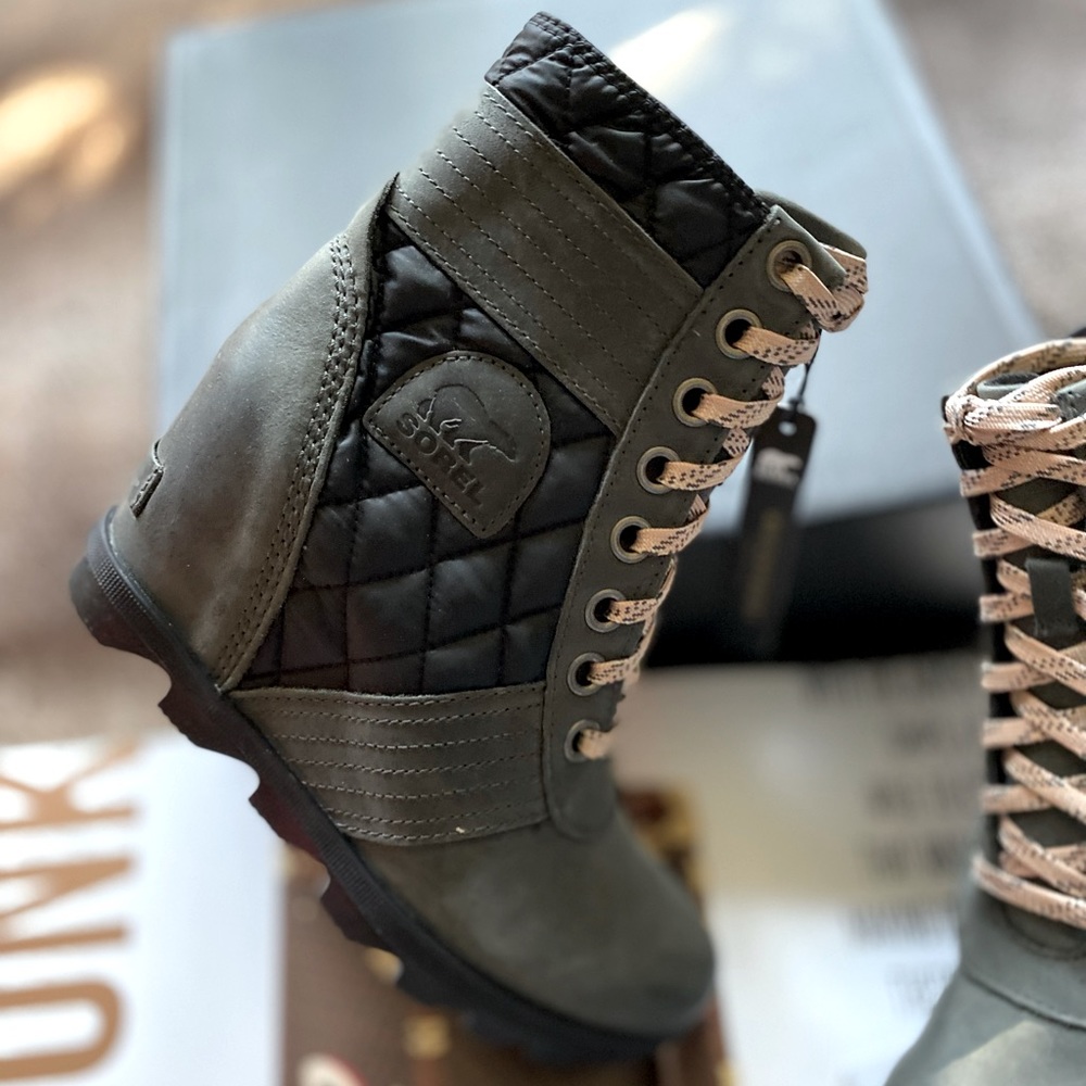Sorel Lexie Wedge Lug Sole Booties - Picture 10 of 14